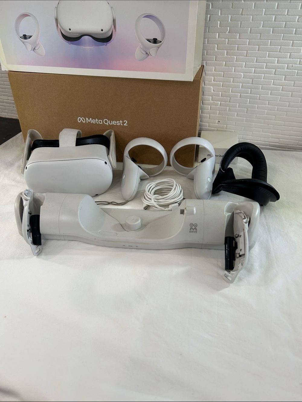 Meta Quest 2 VR headset 128 gb storage